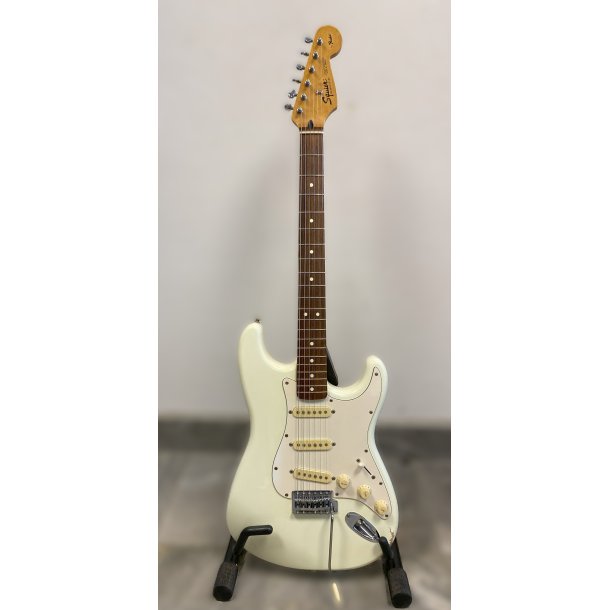 (BRUGT)  Fender Squier Classic Stratocaster Black Label 1993